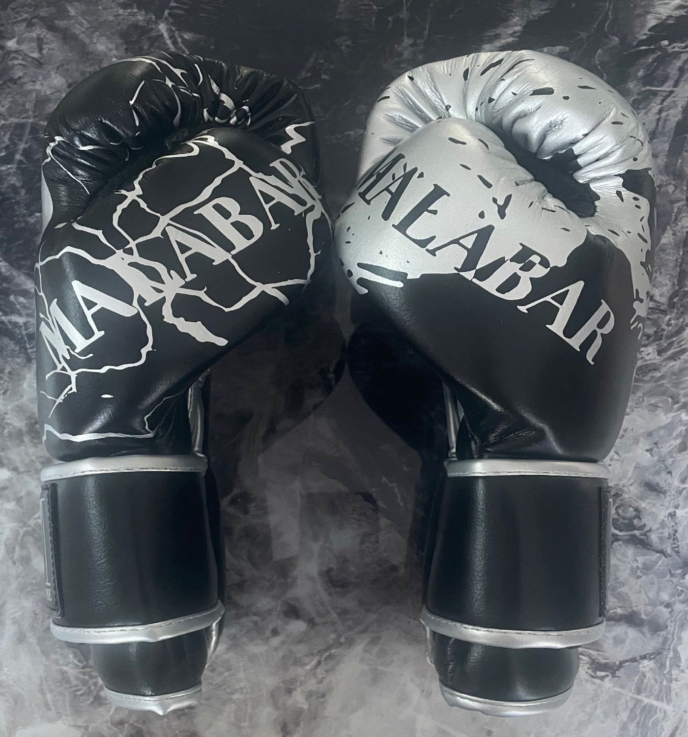 Gants de profil