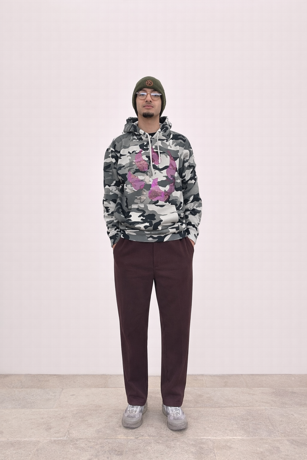 Sweat à capuche Malabar – Grosse patte signature Swarovski (argent, rose, orange) – Camouflage Gris | Édition premium