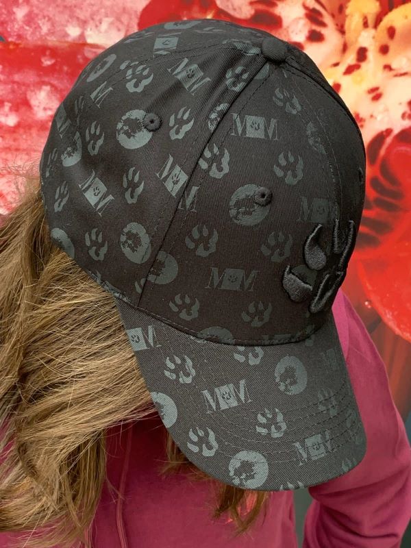 Vue 3/4 droite casquette Logo "Patte de chien" Malabar Manufacture New Collection Black 2024
