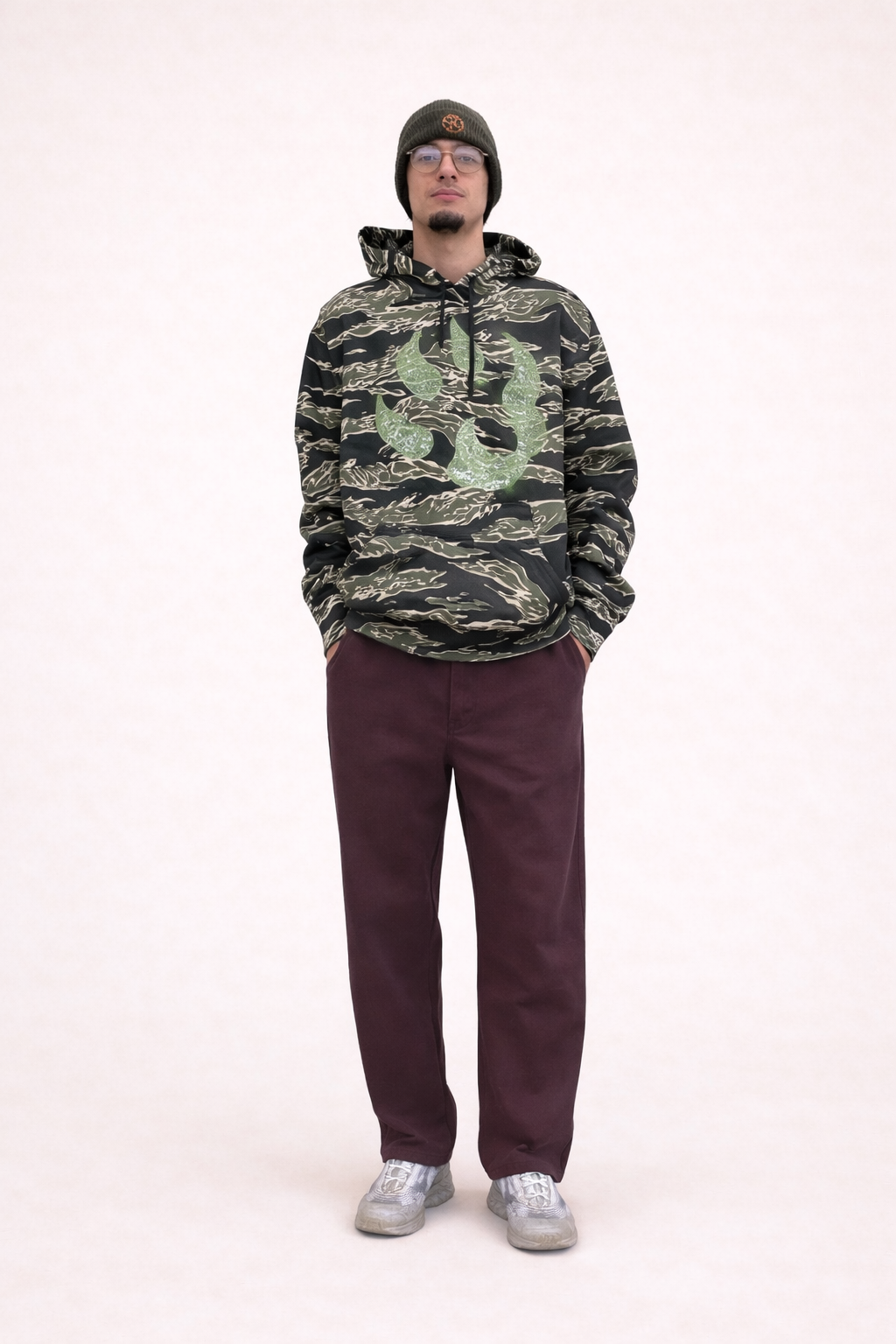 Sweat à capuche Malabar – Grosse patte signature Swarovski (vert et argent) – Camouflage Noir | Édition premium