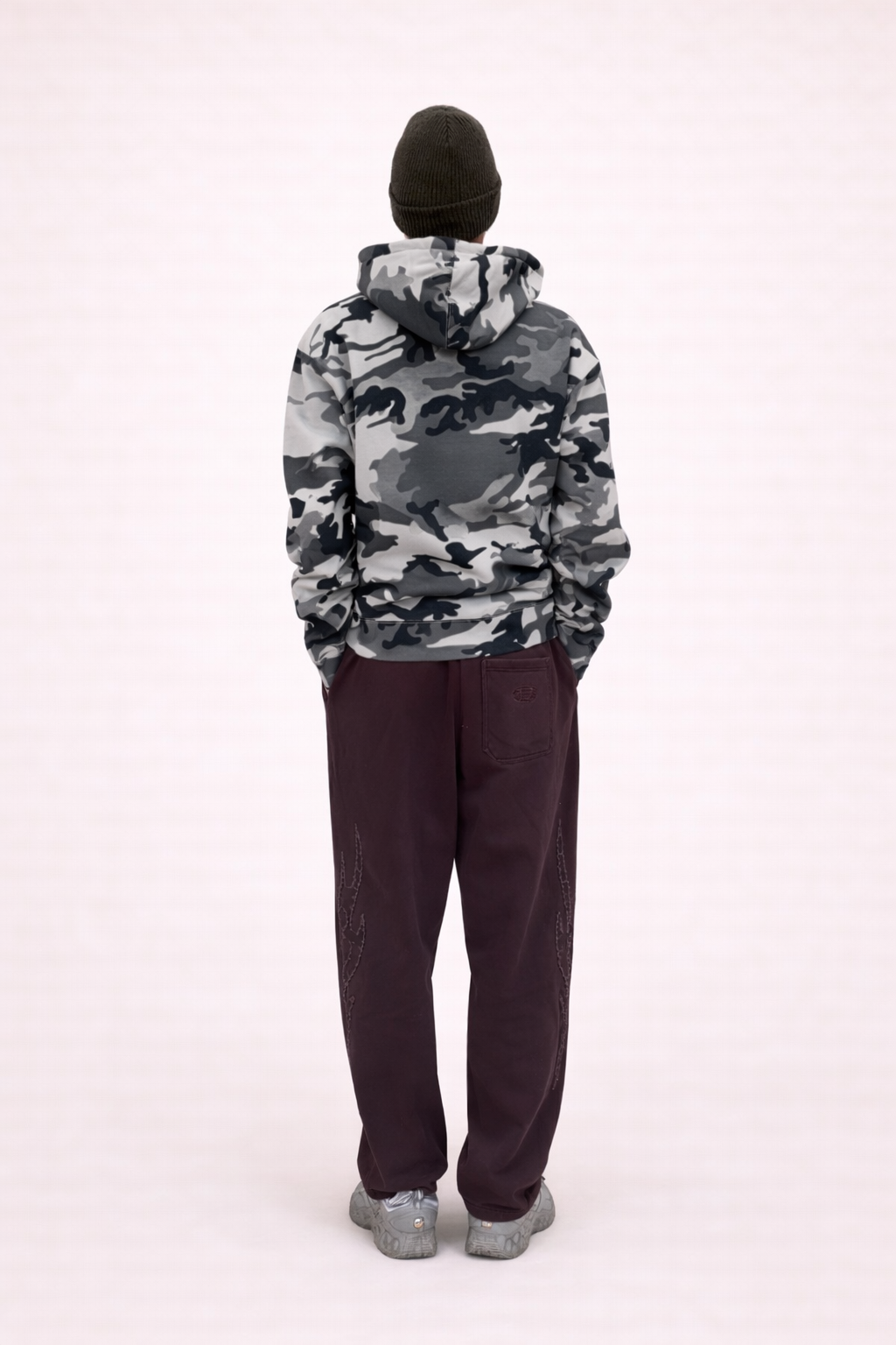 Sweat à capuche Malabar – Grosse patte signature Swarovski (argent, rose, orange) – Camouflage Gris | Édition premium