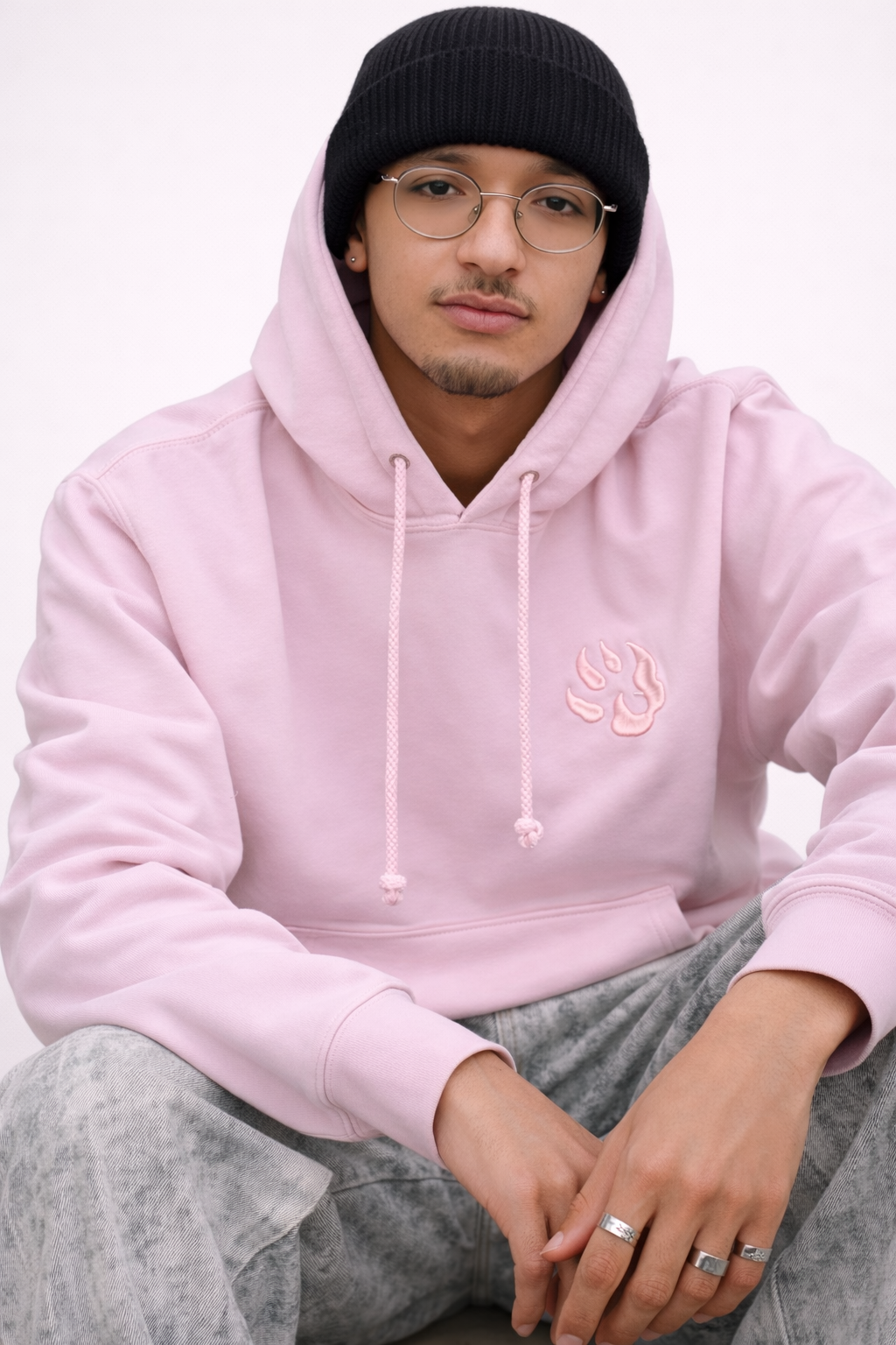 Sweat à capuche logo "petite patte 🐾 poitrine »