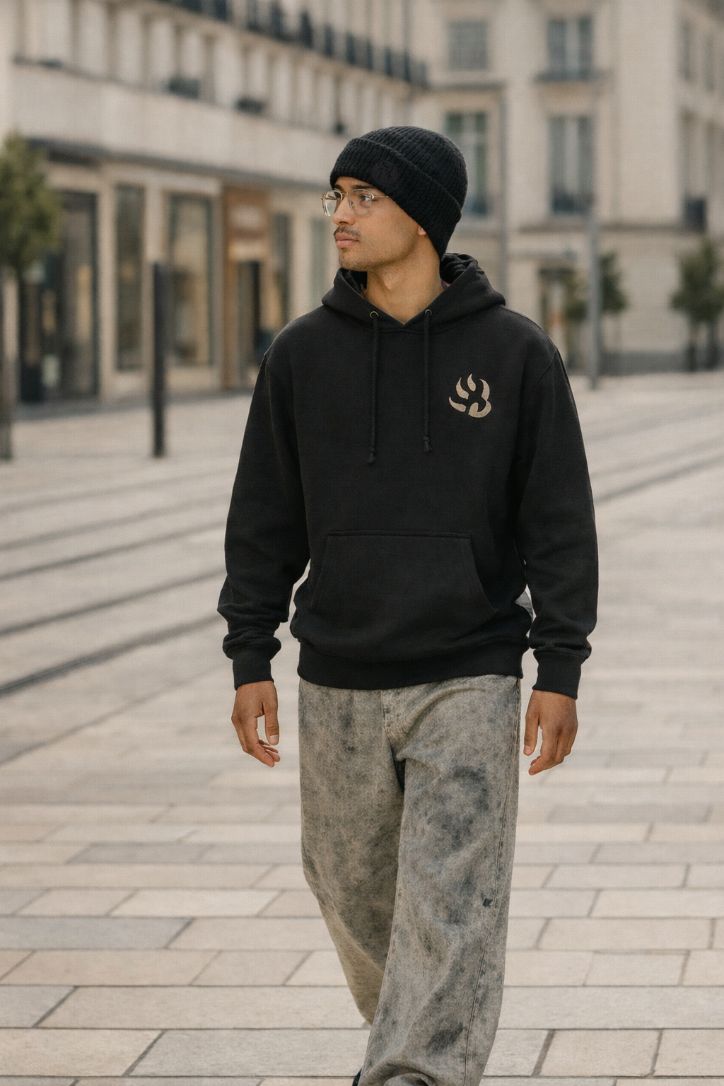 Sweat à capuche logo "petite patte poitrine