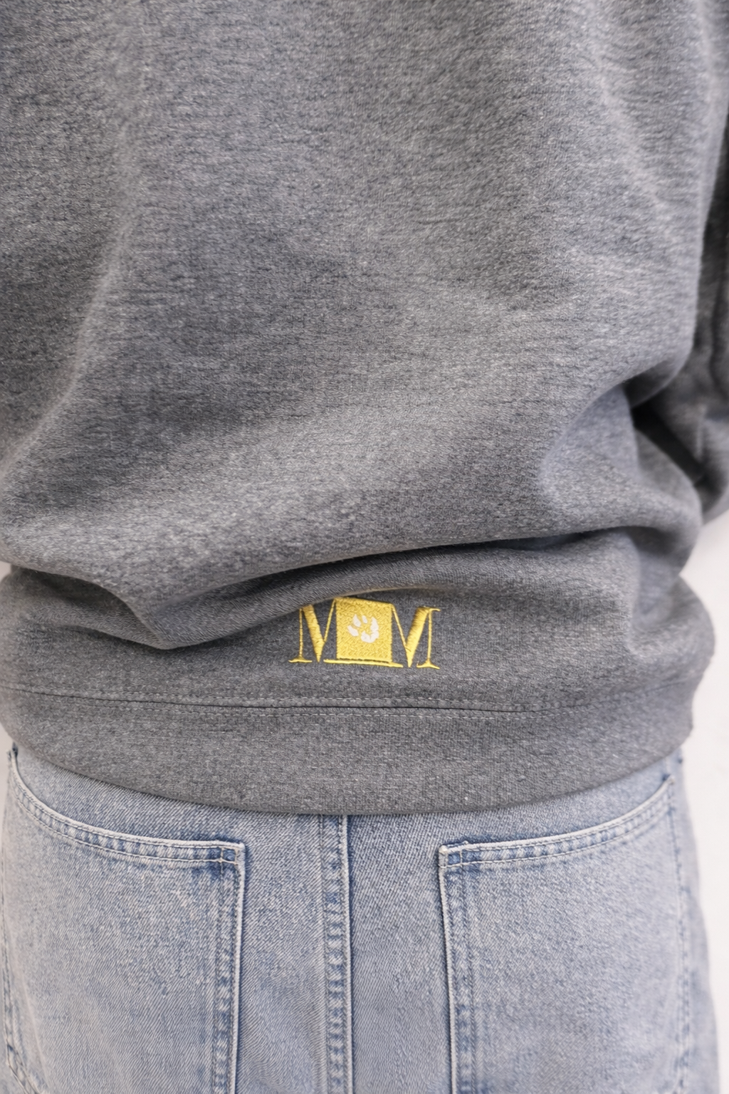Sweat à capuche logo "petite patte poitrine