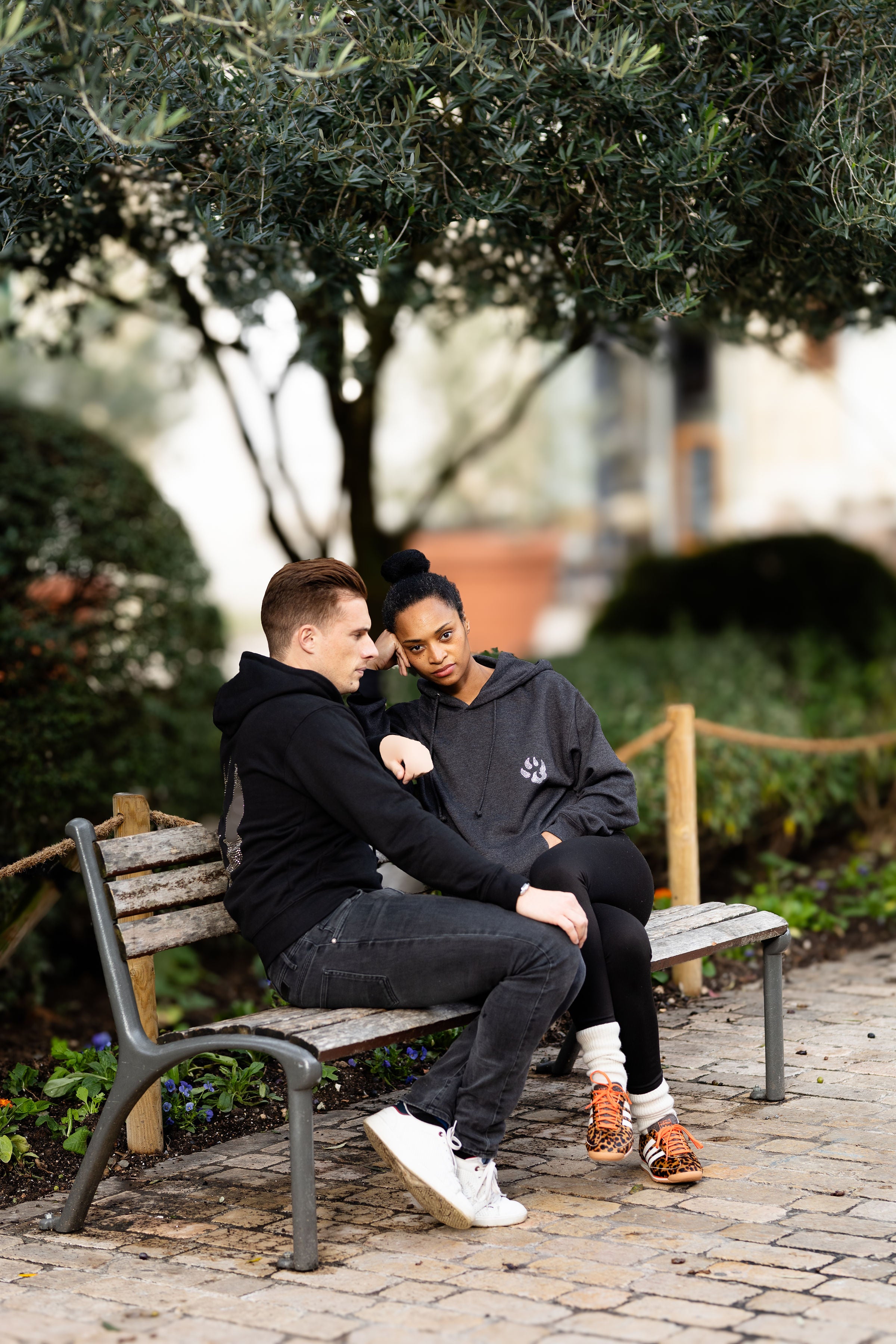 Sweat à capuche Malabar – Petite patte Swarovski