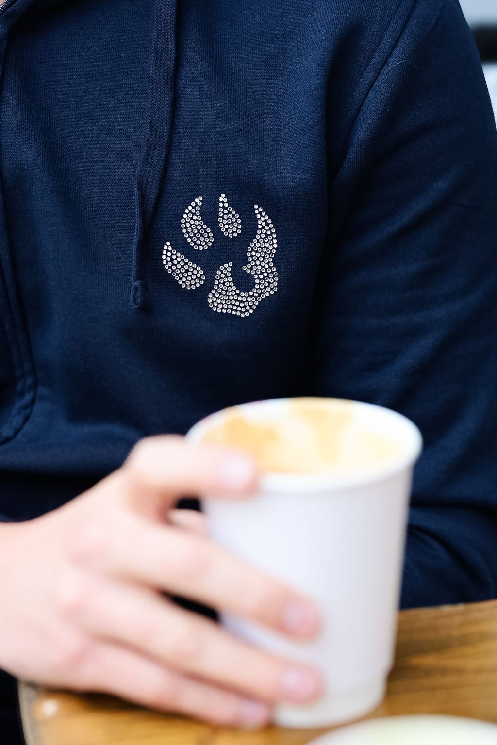 Sweat à capuche Malabar – Petite patte Swarovski